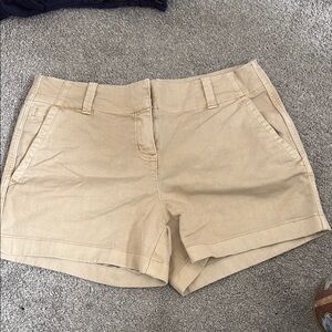 Women's Vineyard Vines Tan Shorts